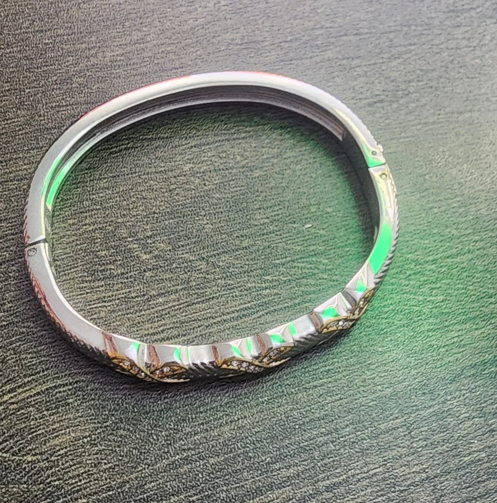 Elegant Silver‎ Tone Bracelet